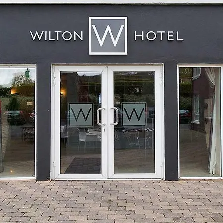 Wilton מלון בריי