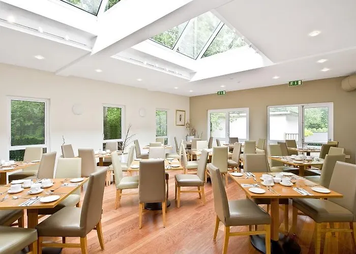 Wilton 3* Bray